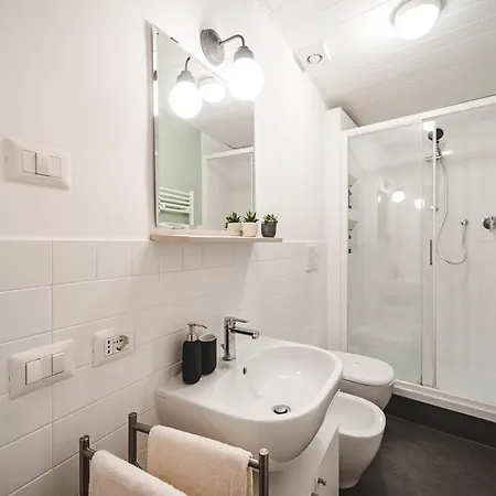 Apartmán Fancy Colosseum - Location *