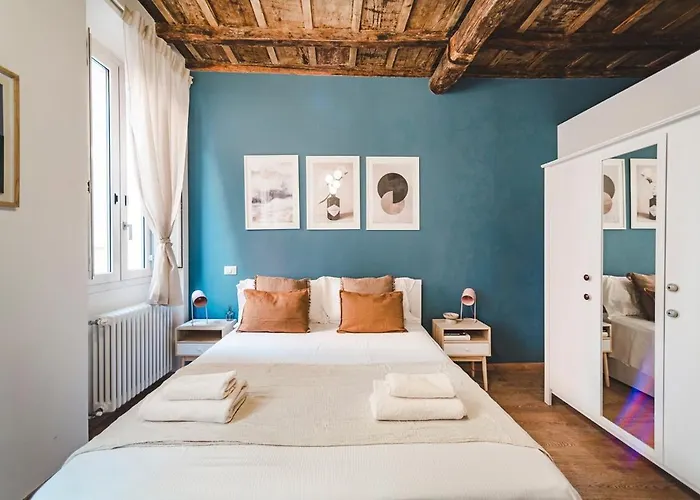 Fancy Colosseum - Location Lejlighed